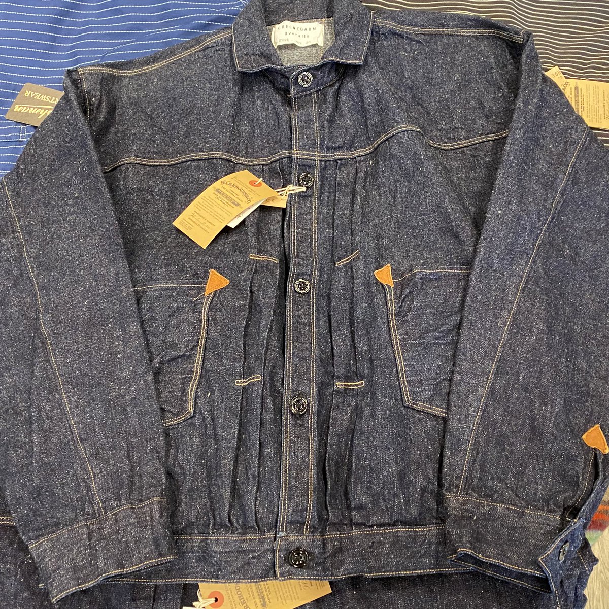 soen_chitose's tweet photo. 4/2(火)はお休みとさせて頂きます。
https://t.co/Mg0H3ybJho
#warehouse #greenebaum #colimbo #denime #buzzricksons https://t.co/jEq5h57stS