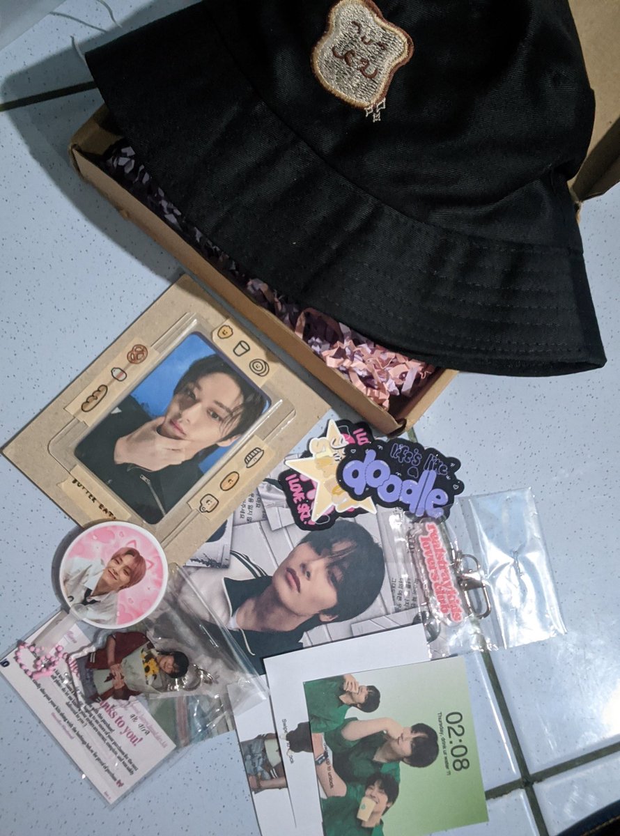 mayflyy_1997's tweet photo. Thank you so much~ @loveinkart more budols pa, ganda nung stickers!! Palangga taka, halong pirmi~ Bili ako ulit stickers, lagay ko sa locker ko HAHA. Nasa ID ko din yung keychain na Ayen hahahaha. Mwa mwa insan!! α‘£>α΄<π©.α
#tnxcollco #eriKabudols #AryaFeedbacks #AryaMails https://t.co/IjYUIVU3q6