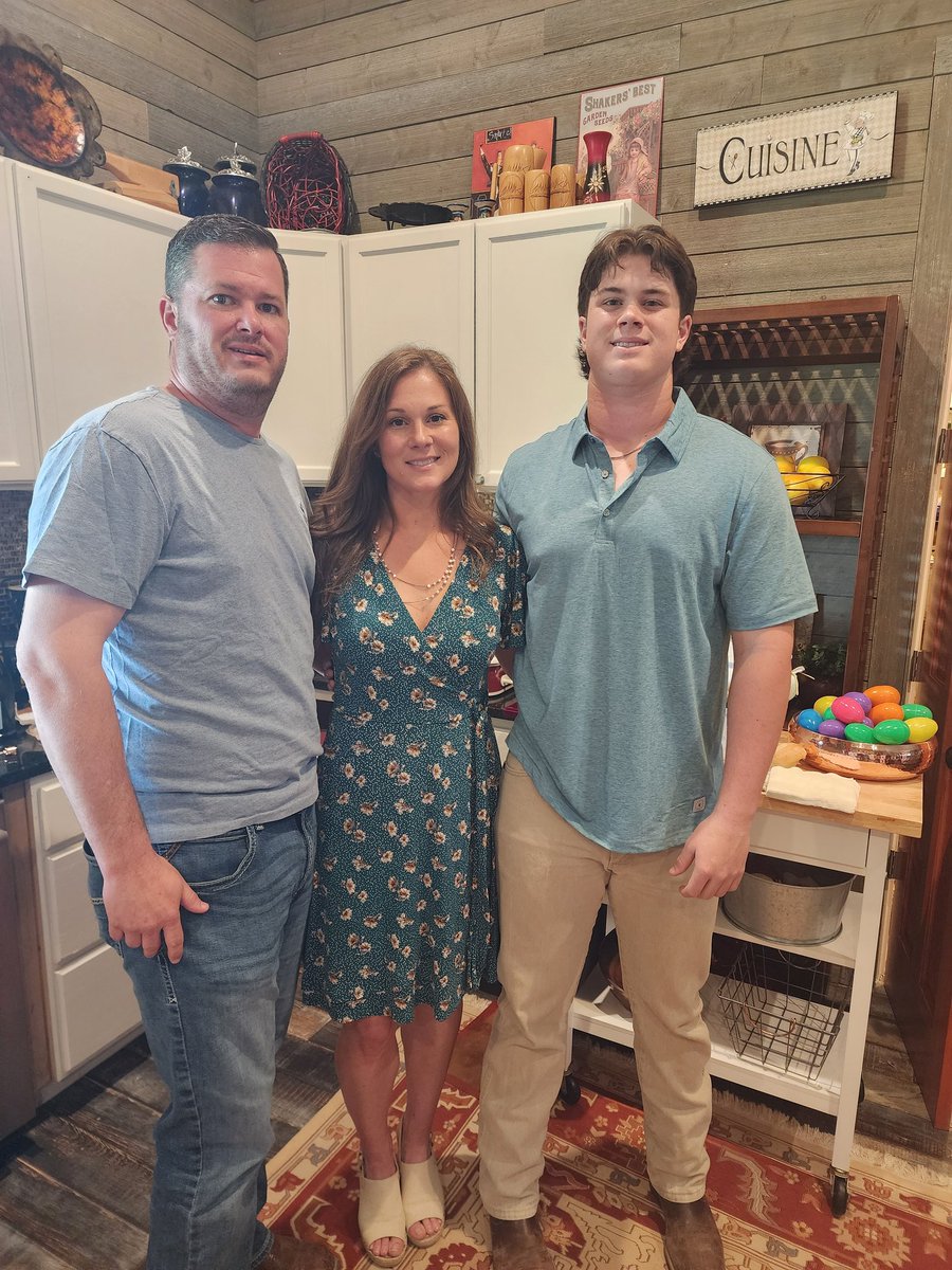 norrellhome's tweet photo. Our Family Easter lunch.  God continue to bless our family. https://t.co/8H4agnYDyO