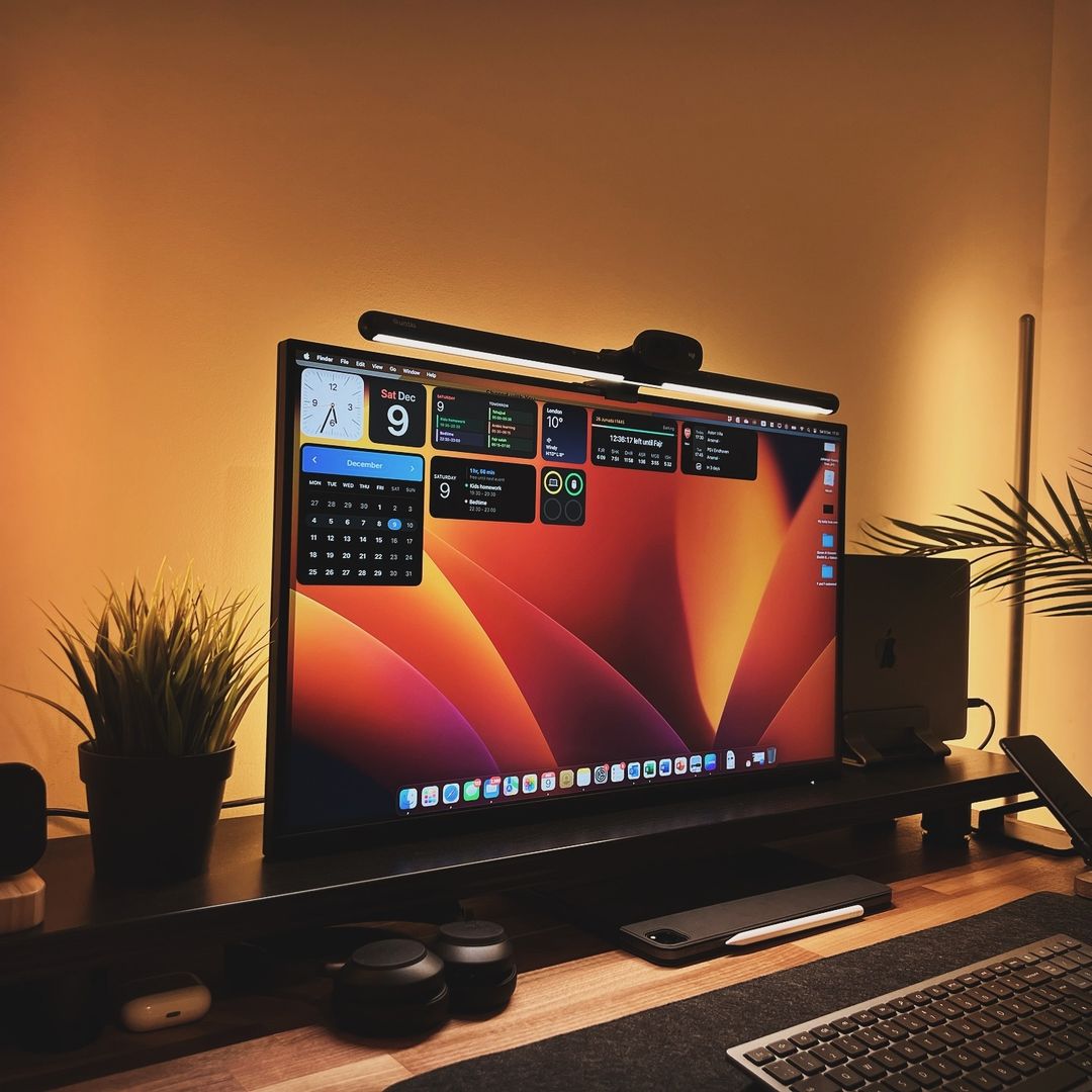 Quntis monitor light bar. 

#quntis  #desksetup  #gaming #pc #Desksetups  #FYP  #gamer  #officedecor  #technology  #Gadget  #amazonfinds