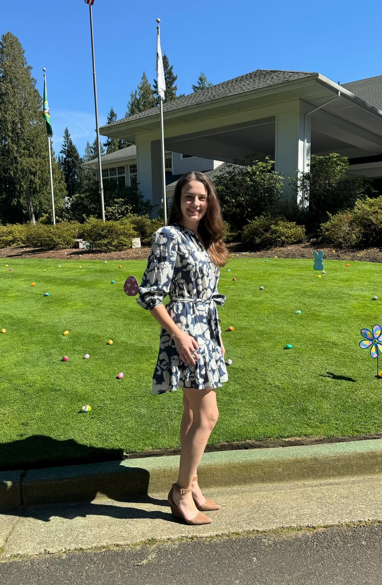 livelovegeek's tweet image. Happy Easter, all!🐰

I'm so grateful the sun decided to come out and play in the PNW today