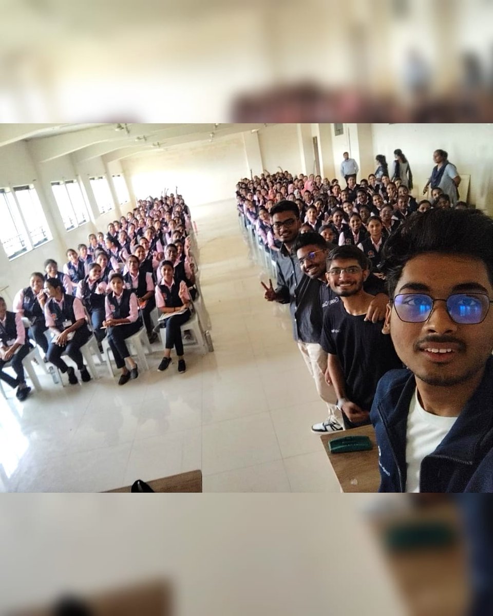 nk_orchid's tweet photo. #gdsc #gdscnkocet #sswcoe #solapur #gdsclead #nkocet #google
📷 Google Developer Student Clubs of NKOCET conducted a session 'Road to GDSC' 📷 at Shri Siddheshwar Women's College of Engineering and Technology, Solapur this Tuesday (March 26th 2024). https://t.co/t9ARu0OXAt