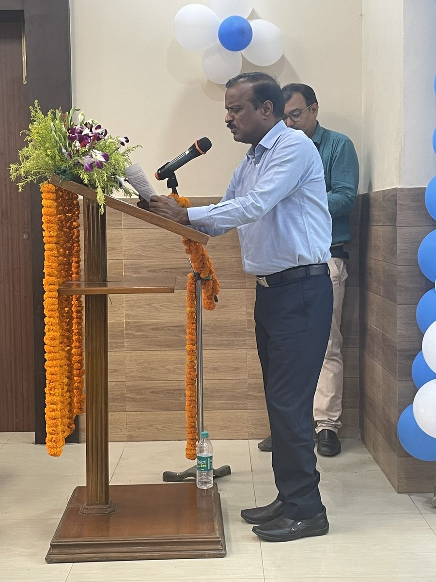 #AAI, Eastern Region Hdqrs. and #KolkataAirport jointly celebrated 29th Annual Day of Airports Authority of India. On this occasion Chairman's message was read to employees with a call to 'continue to work together towards making a robust Indian Civil Aviation Sector.