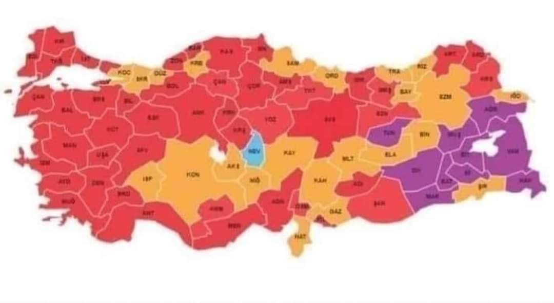 Sana Kırmızı çok yakışıyor TÜRKİYEM.