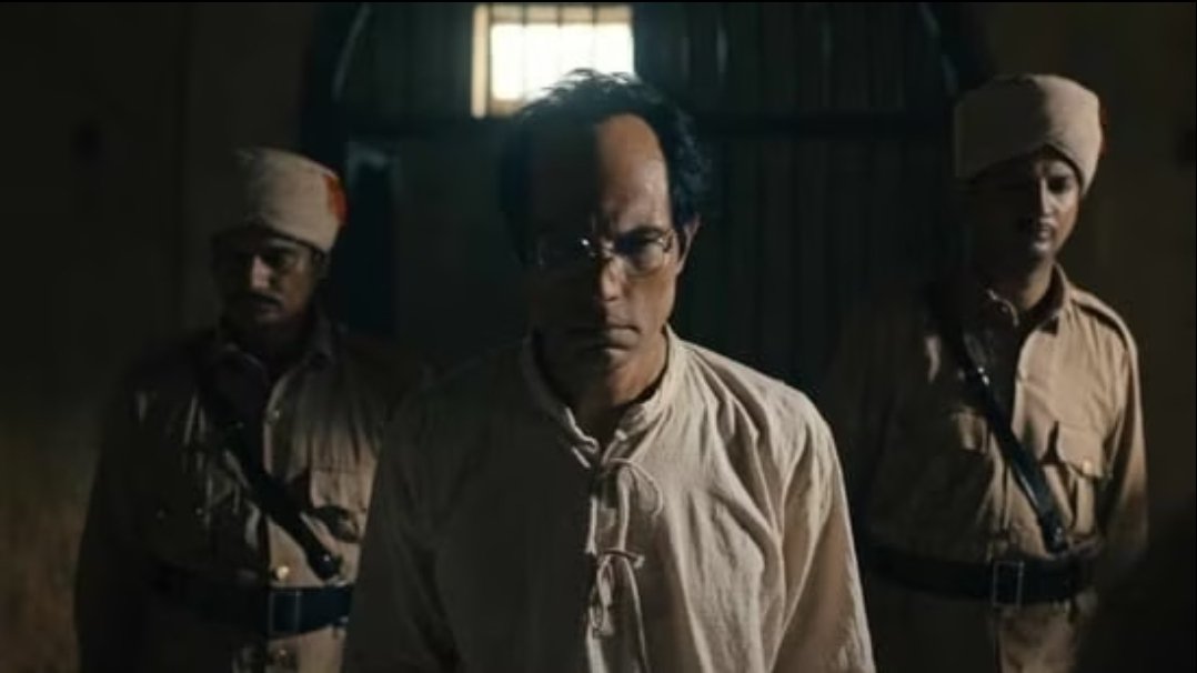 Ratan Sharda 🇮🇳 रतन शारदा (@ratansharda55) on Twitter photo Saw #SwatantryaVeerSavarkar finally. <a href="/RandeepHooda/">Randeep Hooda</a> doesn't act, he lives Savarkar. It is not easy to make a biography but still present a wide sweep of history, so I have no complaint about his attempt to present freedom struggle from 1857 to 1947 1/3 Saw #SwatantryaVeerSavarkar finally. <a href="/RandeepHooda/">Randeep Hooda</a> doesn't act, he lives Savarkar. It is not easy to make a biography but still present a wide sweep of history, so I have no complaint about his attempt to present freedom struggle from 1857 to 1947 1/3