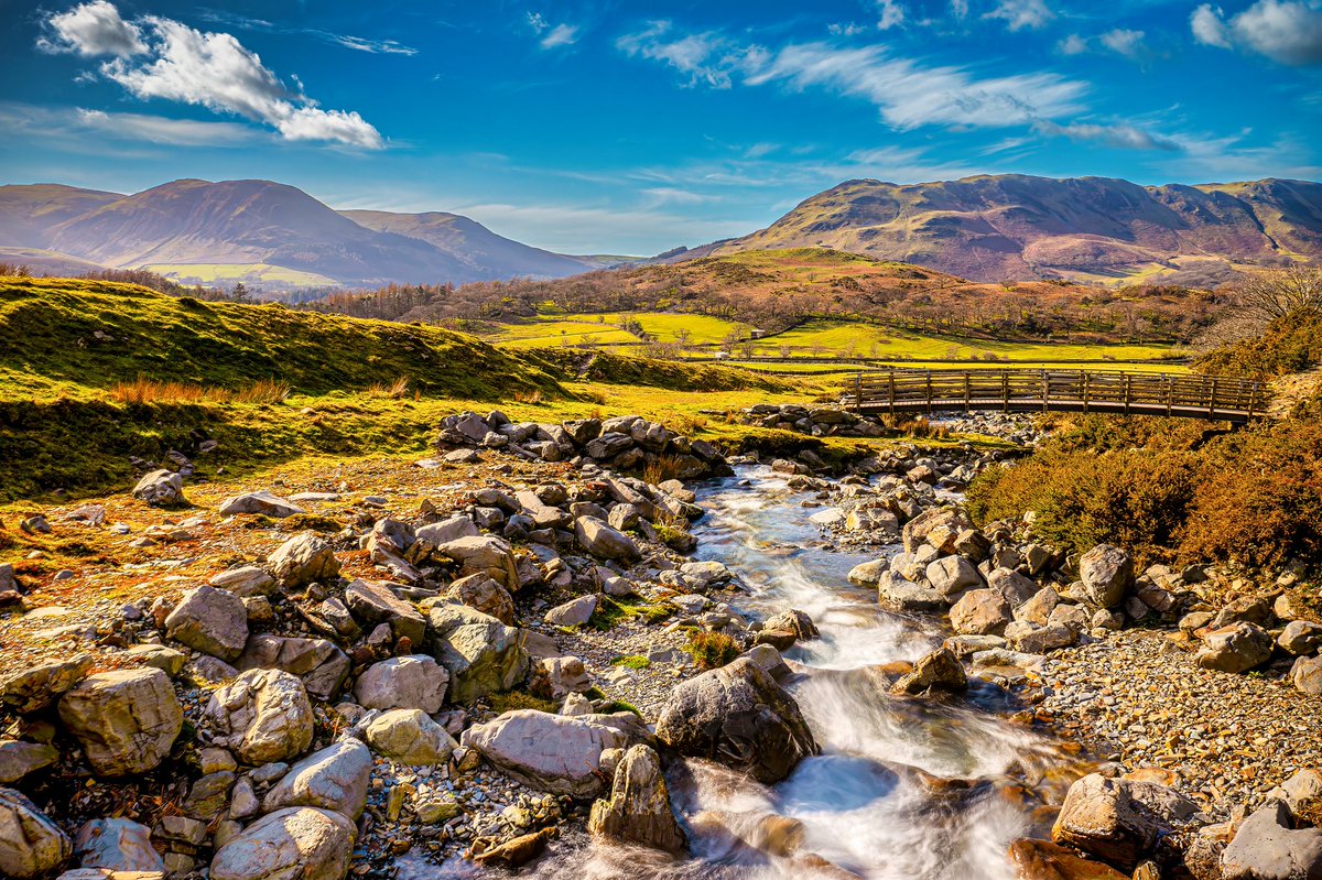 Liza Beck in The lake district, Cumbria
👇#craftmakersuk #SmartSocial  #UKGiftAM  #BizBubble #shopindie #UKGiftHour #bizhour #etsyfinds #inbizhour #photography #wowwednesday #Spotlight #jsdronography #lakedistrict #photoprints #photographycommunity #dronephotography