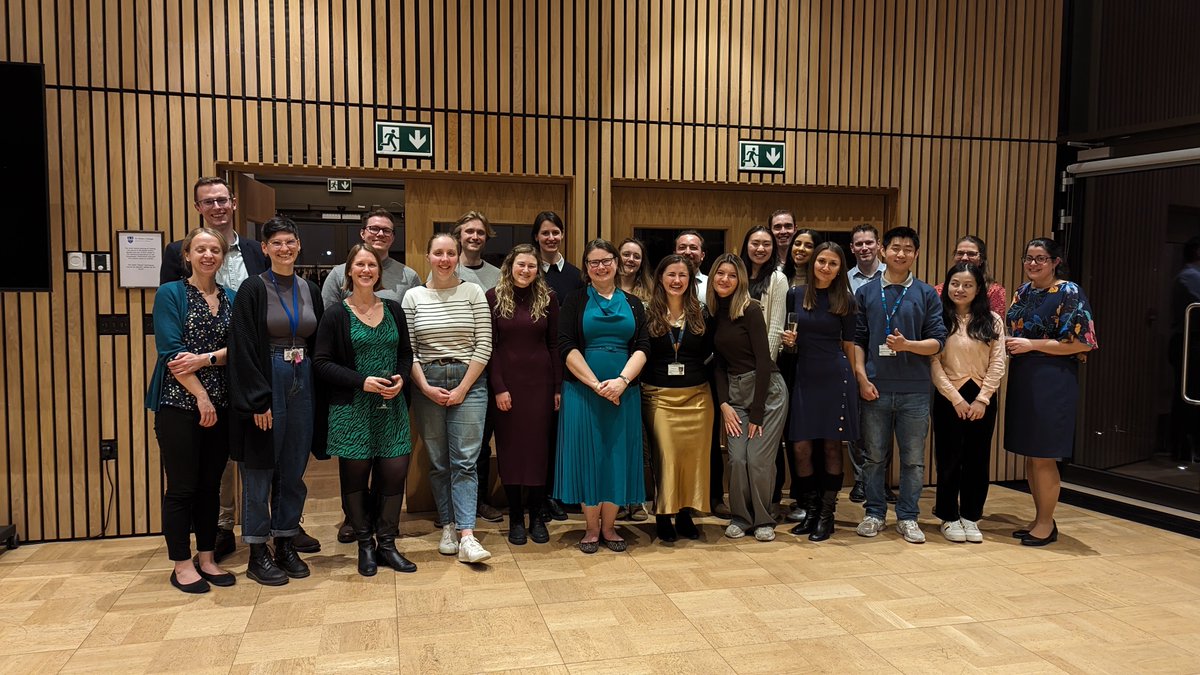 10 years ago our lovely <a href="/cjstagg/">Charlotte Stagg</a> started what would become the friendliest, most welcoming, and scientifically exciting lab. Last week we celebrated this huge milestone by inviting the PiNG lab alumni back to celebrate all together!  Once a PiNGWIN, always a PiNGWIN 🧵