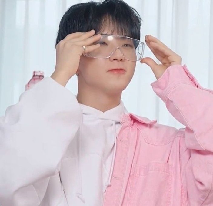 hamzz1b3ar's tweet photo. - work of fiction
- taglish
- photos / videos are not mine
- Hoshi x Seulgi #shigi #seulshi #seulhosh https://t.co/gSxPoydmu1