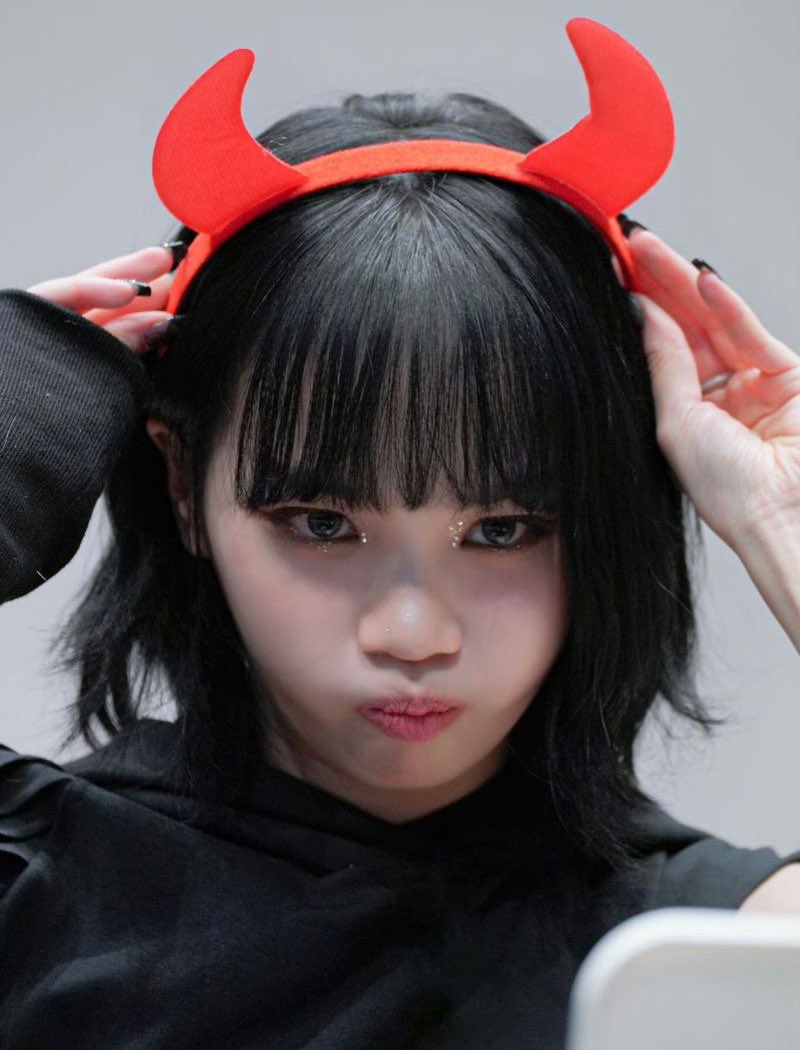 _chaechae_shiro tweet picture