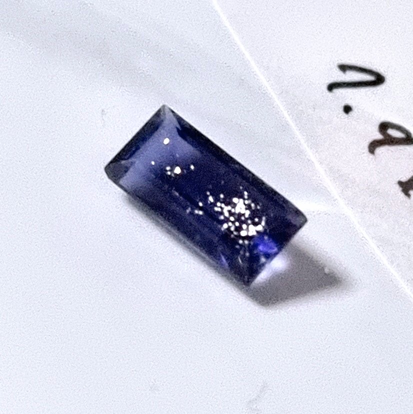 kassidim00's tweet image. 오늘 만난 박편 아이올라이트