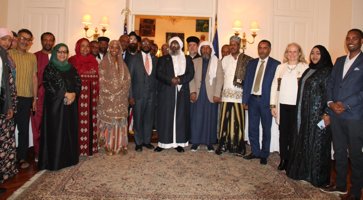 In a gesture of stance for promotion religious harmony and acknowledgment of the crucial role faith groups in #Ethiopia can play for peace and unity; U.S. Ambassador Ervin Massinga hosted interfaith Iftar dinner at @USEmbassyAddis residence celebrating the Holy Month of #Ramadan