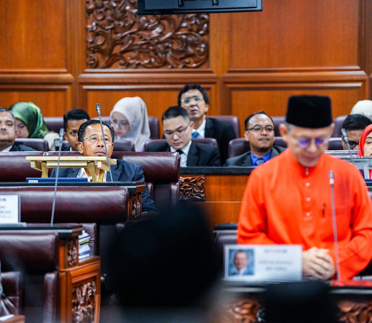 DSARMOfficial's tweet photo. Awal pagi berada di Parlimen, adakan perbincangan dengan Pegawai-pegawai terlibat untuk Sesi Soal Jawab Lisan Dewan Negara hari ini.
#abdulrahmanmohamad
#rahmanmohamad
#ybaman
#DSARM https://t.co/YISGOLlTJ4