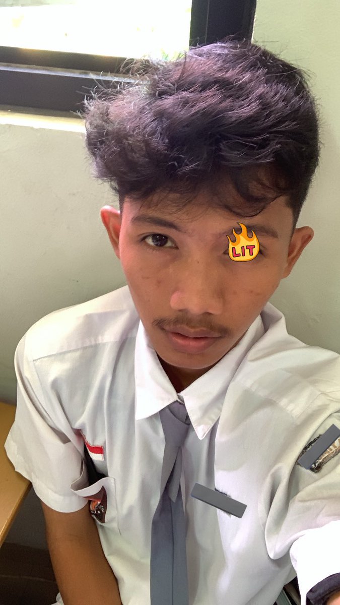 xnotjun_'s tweet photo. ngantukk https://t.co/M2cXeXlSH6