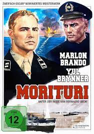 merlinpapin3's tweet photo. .@FredOL69007 @tbarnaud  Ce soir sur @ARTEfr  pour bien commencer le #DéfiCinéClassiques2024 du mois d'Avril pour le thème #MarlonBrando , le film  #Morituri de Bernhard Wicki (1965)

Avec : Marlon Brando, Yul Brynner, Janet Margolin, Trevor Howard, Martin Benrath, Hans Christian Blech, Wally Cox, Max Haufler, Rainer Penkert, William Redfield, Oscar Beregi jr., Martin Brandt, Charles De Vries, Carl Esmond, Martin Kosleck, Norbert Schiller, Robert Sorrells, Rick Traeger, Ivan Triesault, Gregg Barton, Paul Baxley, Hal Bokar, Eric Braeden, Heinz Brinkmann, Gary Crosby

En 1942, au Japon. Robert Crain, un soldat de la Wehrmacht, déserte et rejoint le camp d'en face. Il est chargé d'une mission très dangereuse. Un cargo allemand sous pavillon suédois doit se rendre en Europe avec un chargement de caoutchouc, et les autorités alliées craignent que le capitaine Müller ne saborde le navire en cas d'interception par les forces ennemies. Crain reçoit l'ordre d'embarquer à bord pour saboter l'installation. Crain, qui se fait passer pour un agent de la Gestapo, se heurte au capitaine Müller, farouche antinazi. Au cours du voyage, le cargo recueille des prisonniers de guerre dont la belle Esther...