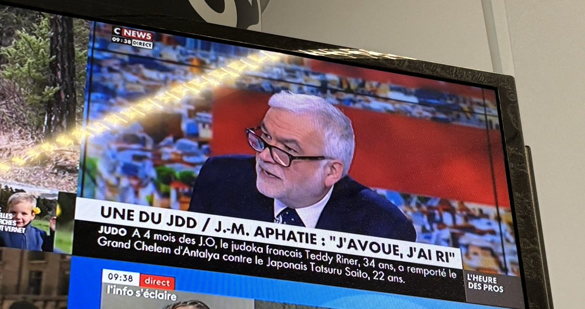 jean-michel aphatie (@jmaphatie) on Twitter photo Si on était au Moyen-Age, <a href="/PascalPraud/">Pascal Praud</a> craquerait lui même l’allumette du bûcher. Vade rétro, Satanassssss !!!
Étonnant, non ? Si on était au Moyen-Age, <a href="/PascalPraud/">Pascal Praud</a> craquerait lui même l’allumette du bûcher. Vade rétro, Satanassssss !!!
Étonnant, non ?