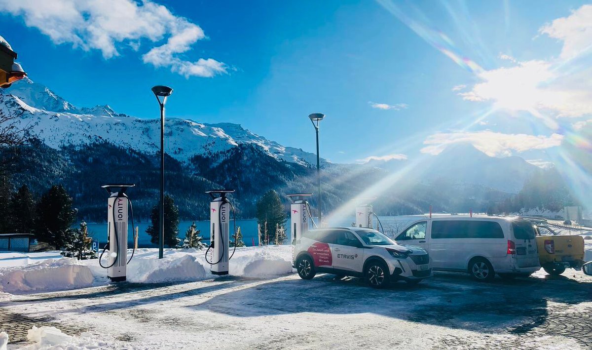 electricfelix's tweet image. Till 1PM discounted IONITY charging in Italy and Switzerland: Agira, Lecce and Silvaplana reported by @elektrologisch 
🇮🇹 🇨🇭 
⚡️⚡️⚡️

This is NOT #AprilFools 🎢
#evtravelhacking #IONITY 
#alwaysbecharging #fastcharging