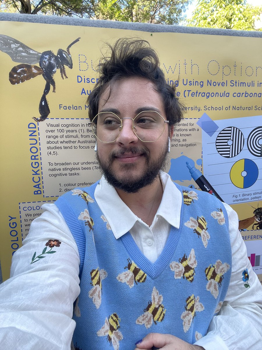 FumbleBeeFae's tweet photo. #HappyTransDayOfVisibility from a transgender bee scientist! As things get worse for trans rights it’s important to take moments to amplify trans joy against trans hate. #transinSTEM #TDOV2024 #tdov https://t.co/yzxdLklp8j