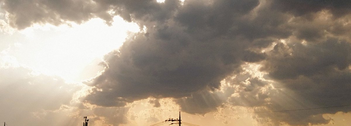 adsk4's tweet image. 税務署屋上から（笑
Jacob's ladder