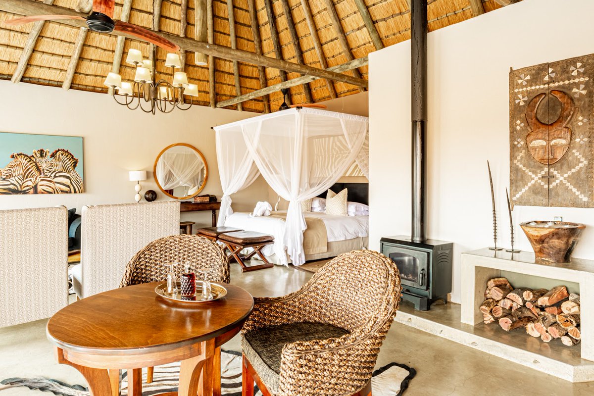 Where nature meets elegance and tranquillity is a way of life. Lions Valley Lodge is the epitome of a luxury bush escape nestled in the heart of the bush. #nambitireserve #nambiti #southafrica #safari #bigfive