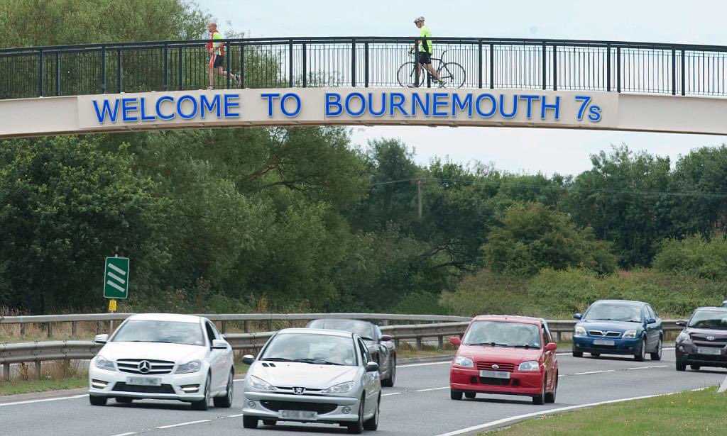 Who's seen the new 'Welcome to Bournemouth' sign? 🤩 Send us any pictures you capture to be in with a chance of winning a pair of Adult Weekend Tickets 📸 #Bournemouth @Bournemouthecho