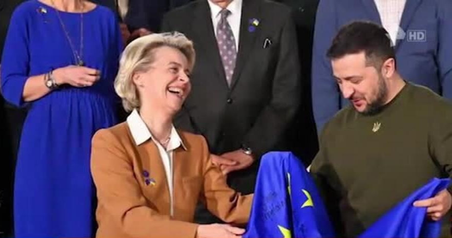 "У тебя весь нос белый!" – Евросоюз поздравил Зеленского с профессиональным праздником.