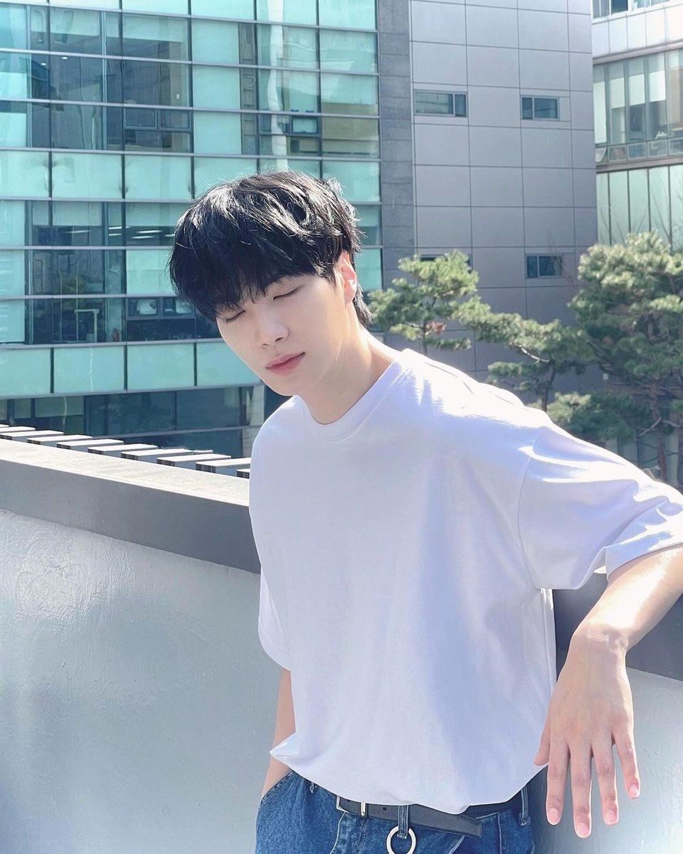 240401 __jonghyeon 
☀️

instagram.com/p/C5NiR9rv_xx/…

#김종현 #KimJonghyeon