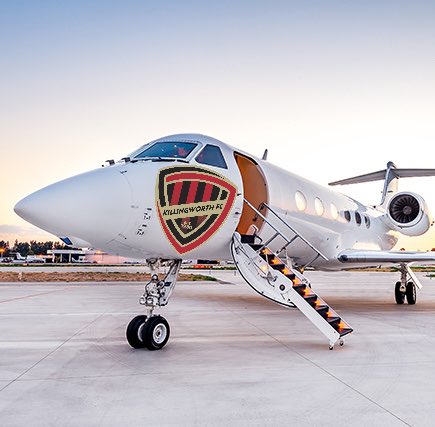 KYPC6's tweet photo. ***EXCITING ANNOUNCEMENT***

We are delighted to announce that the club have invested in a new private jet. This will be ideal for transporting teams to local and international tournaments and will allow us to arrive in luxury and style while reducing travel time!

#UpTheKilly ✈️ https://t.co/0FJc2uXi03