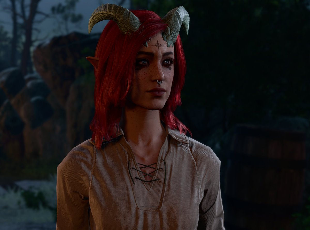 My first #Tav in #BaldursGate3 - tiefling bard 🎸
She looked so cute and innocent before all the things had happened... 

#screenshot #tiefling #redhair #rpg #fantasy