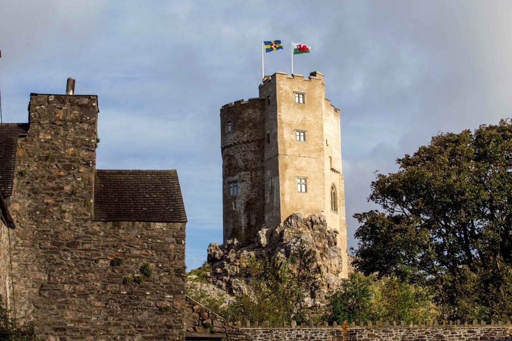 HERALD NEWS UPDATE IN a ground-breaking move aimed at addressing the housing crisis and preserving historical heritage, the Welsh Government has unveiled plans to convert the country's plethora... herald.wales/national-news/… #wales #heraldwales #herald #welshnews #news