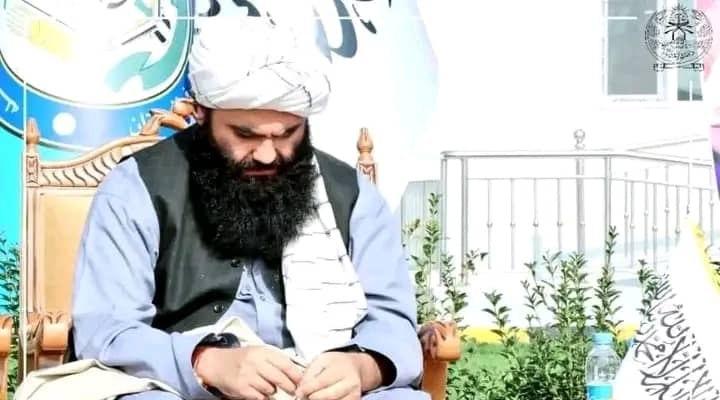 د هـغه چـا ماتېدل ناممڪن دي
چې اړیکه یـې مستقیماً
له خپل ربﷻ سره جوړه وي                    ❤️اجی درمان🥰