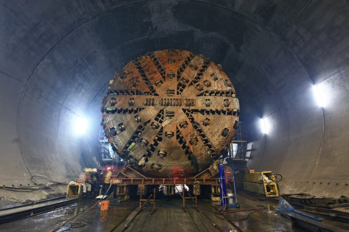 Exciting transport news for #Orkney - a joint venture between @scotgov @ScotRail and @NLFerries has purchased a redundant TBM from @HS2ltd to construct the #OrkneyTunnel from Thurso to Stromness - @FionaHyslop will cut the ribbon at 12.00 today