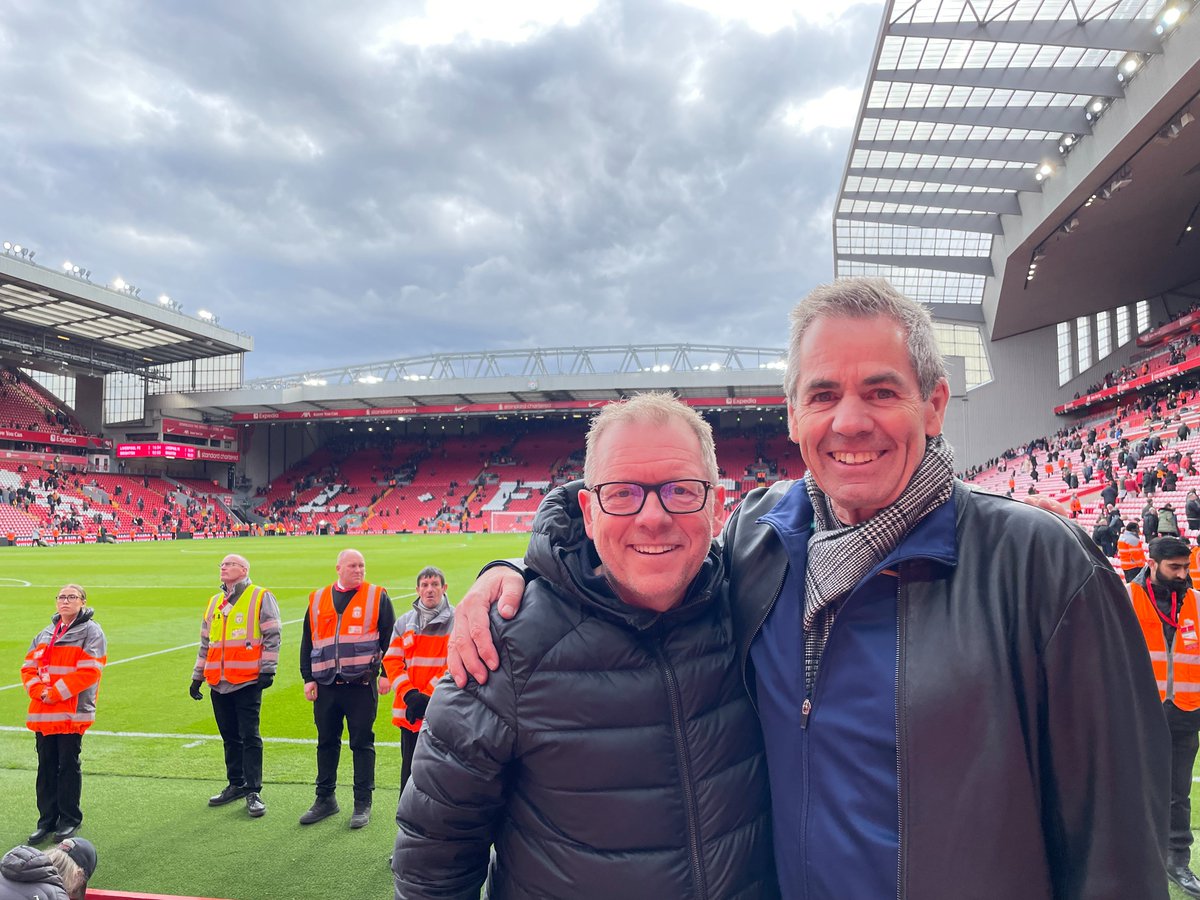 With @ProfTimCable at Anfield after a nerve-wracking win against Brighton yesterday. Tremendous atmosphere as usual. This ground and the crowd are very special. YNWA⚽️