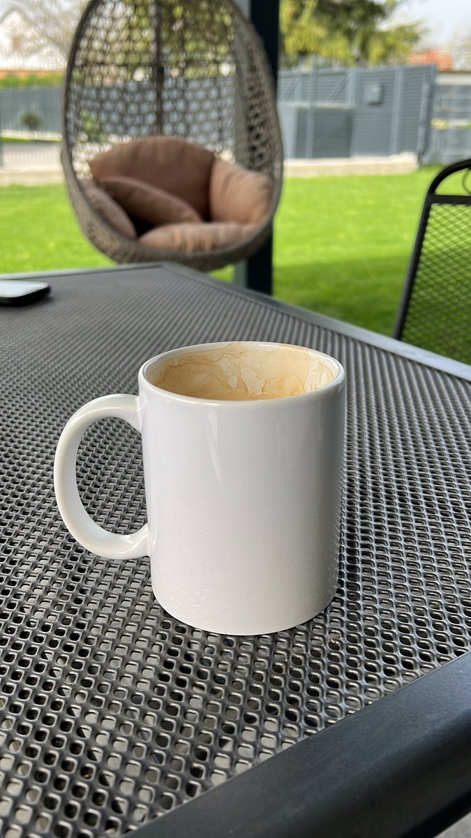 robertfras's tweet photo. Kava time ☕️ https://t.co/2SvMjws2BB