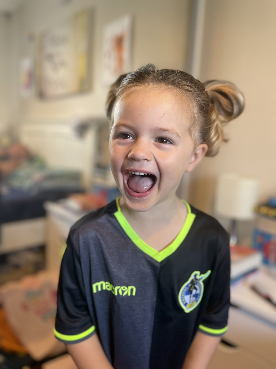 JodieHamson's tweet photo. @Official_BRFC @holmz1980 @GasGirlsWFC @HerGameToo She loved it so much she has begged us to go again  💙
So she is joining her Daddy, big brothers, grandparents and myself to watch the men’s team play Shrewsbury today! She is VERY excited https://t.co/YxjYzCPKlr