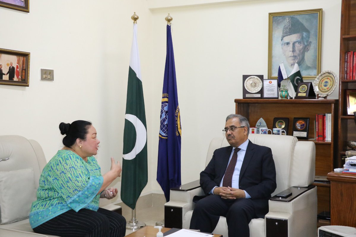 Pleased to welcome Ambassador of the Philippines, H.E.Maria Agnes Cervantes, in her capacity as current chair of ASEAN Committee in Islamabad (ACI). Exchange of views focused on recent developments in Pakistan-ASEAN partnership & next steps in ISSI-ACI collaboration during 2024.