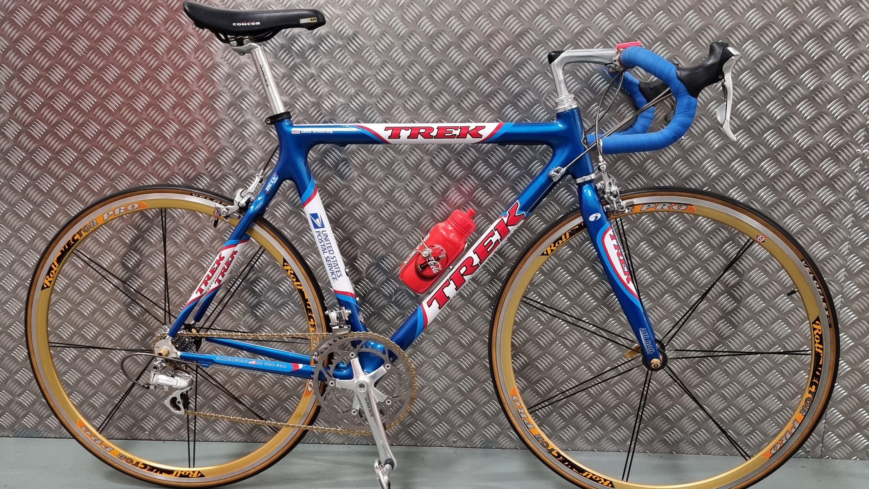 ClassicAndVintageCycles.Com X Trek OCLV 5500 Bicycle 56cm US Postal Lance Armstrong Tribute Build .For Sale https t T1fD6bqIz7 X