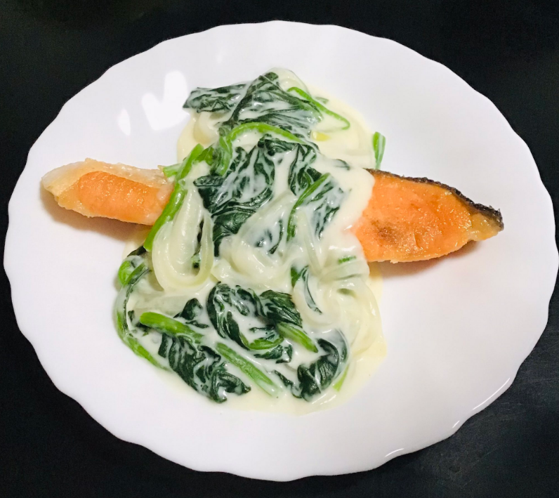 alice__ntv's tweet photo. #ありすごはん 作ってみたキャンペーン👩‍🍳

最後のレシピは...✨
#ほうれん草ソースのサーモンムニエル🥬

#厨房のありす も #ありすごはん も
楽しんでいただけましたでしょうか🥰

毎週たくさんのお料理を
本当にありがとうございました🧑‍🍳👩‍🍳👨‍🍳

これからも #ありすごはん を
作ってみてくださいね🍳 https://t.co/1W68OnMeer