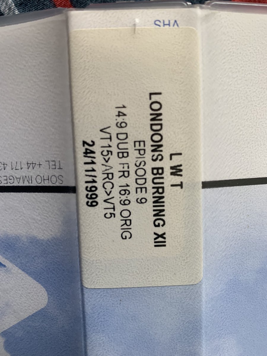 Saturday just gone, when we interviewed @stephenleather . We got given a gift from Him.

It’s a LWT London’s Burning VHS XIII Episode 9 14:9 DUB FR 16:9 ORIG. 24/11/1999.

Thank you for this wonderful item.
#TVSeries #LondonsBurning @BStudios100 @E44Blackwall @bringbackLB #Audio
