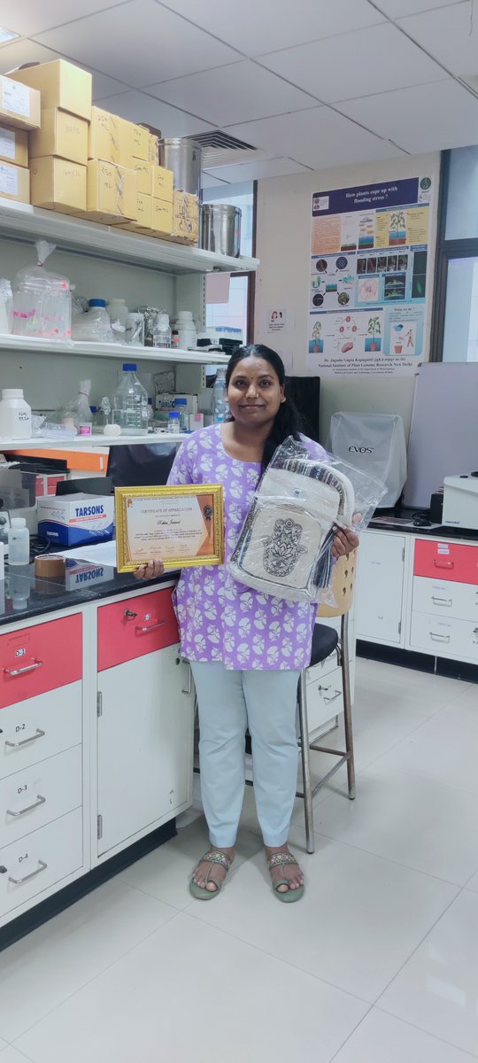 Rekha Jaiswal from Dr. Jagadis Kapuanti's lab was awarded the 3rd prize for her flash talk at the 9th International Plant Nitric Oxide meeting. Additionally, she will receive a prize from Elsevier in recognition of her achievement. @DBTIndia @rajesh_gokhale @ProfSubhraNIPGR