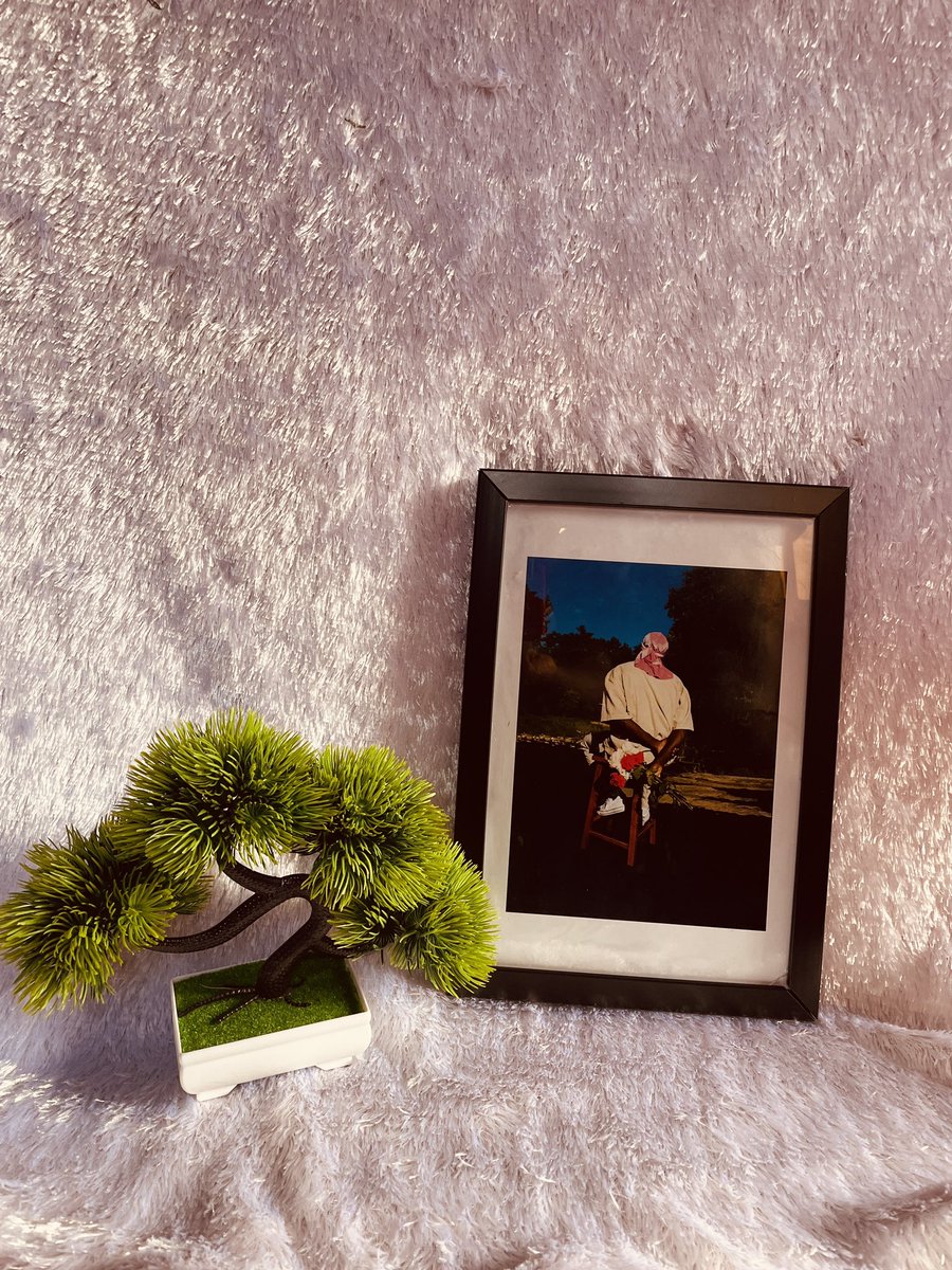 OgbeniGunu's tweet photo. Available in big size 🖼️💯

🎁Nationwide Delivery ✅
♋️Send a Dm to order yours now 
🖼️Size 8by12 
☎️Order now/send a Dm
#art #artfrance #interiordesign #interior #frame #artframe https://t.co/jjAJMH9Vzv