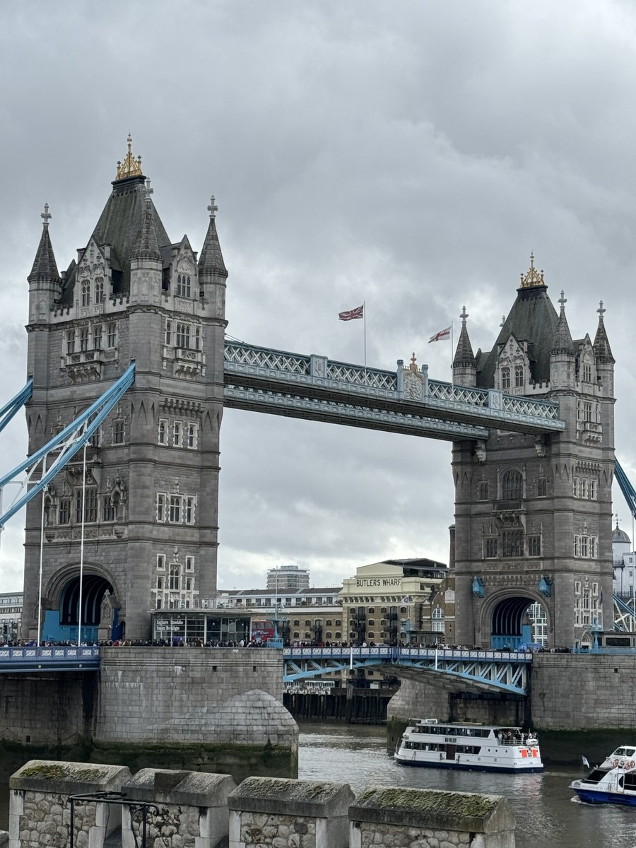 Jennifer Lund tweet media