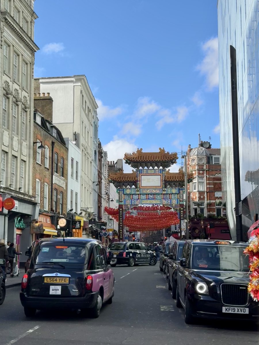 Jennifer Lund tweet media