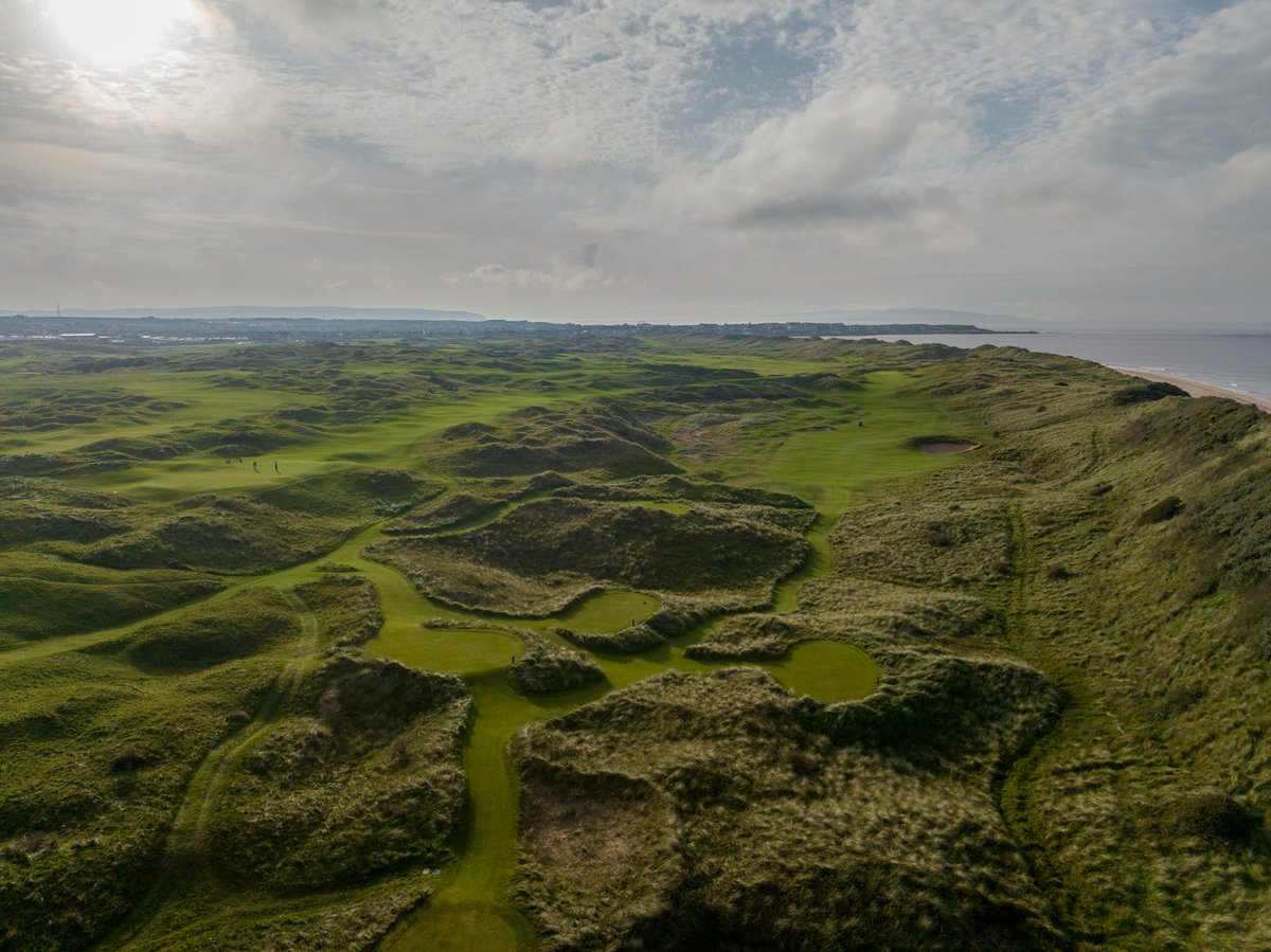 The 7th of the Dunluce: A challenging par 5 is the time in the round to hold on to the good score you've built up in the early holes.