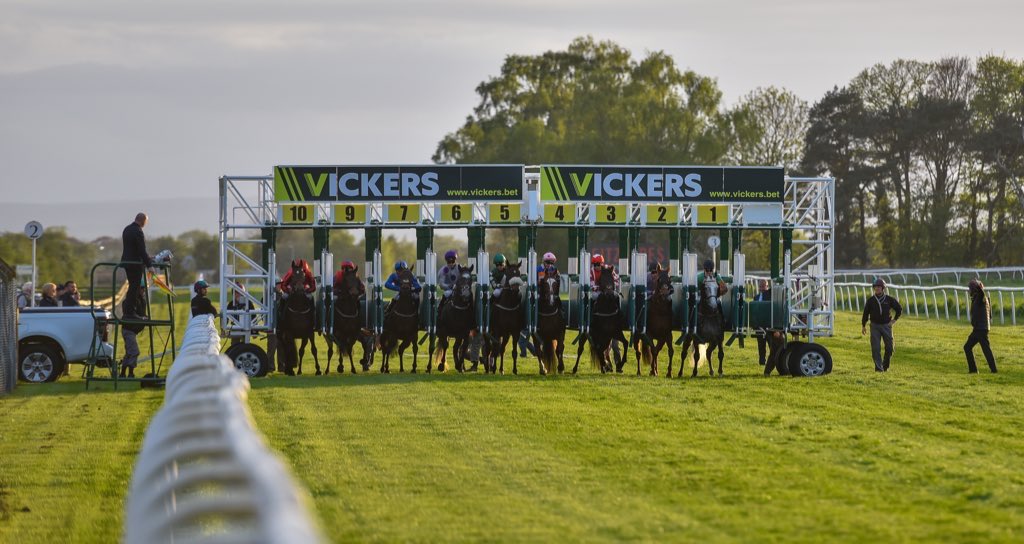 Easter Monday’s racing

❌ Redcar
✅ Plumpton
✅ Fakenham
✅ Chepstow
✅ Huntingdon
✅ Wolves (AW)
✅ Kempton (AW)
✅ Cork (IRE)
✅ Fairyhouse (IRE)

🔞 Over 18’s only 
💬 download the app 
⚠️ T&amp;C apply