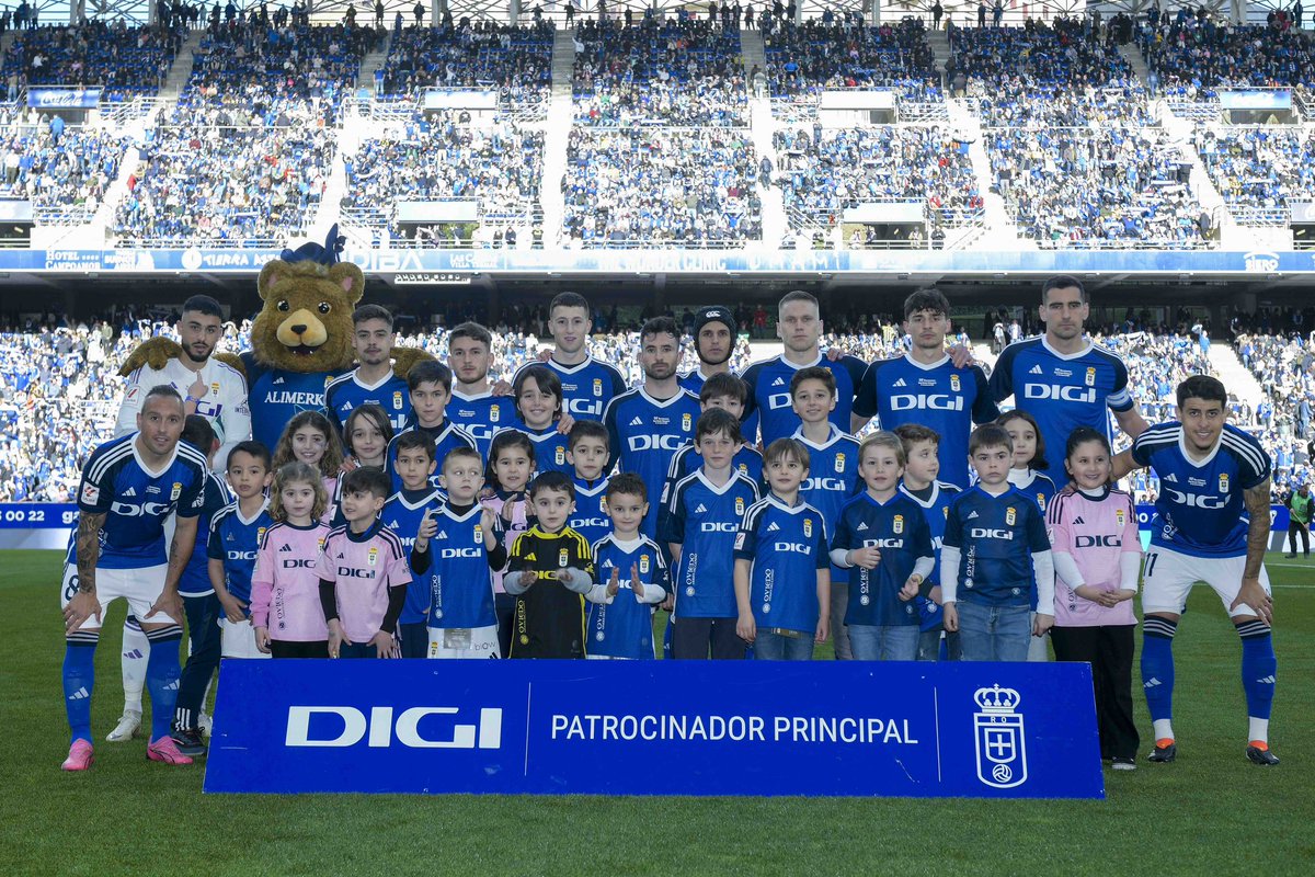 Seguimos familia +3 en un partido siempre especial para mí, gracias afición por el ambiente brutal,suerte al Villarreal B en lo que queda 💙💙💙 @RealOviedo