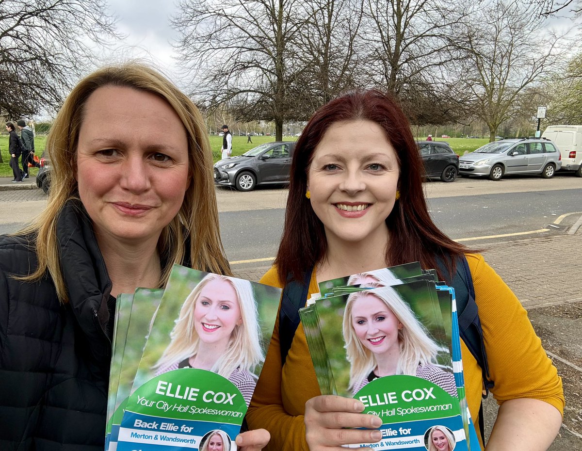 Out leafleting in #Balham & #ClaphamSouth with @Suz_Tooting. Vote @Councillorsuzie for Mayor of London and @CllrCoxEleanor for #Merton & #Wandsworth GLA on May 2nd! @TeamLondonUK @cwowomen @LondonCWO