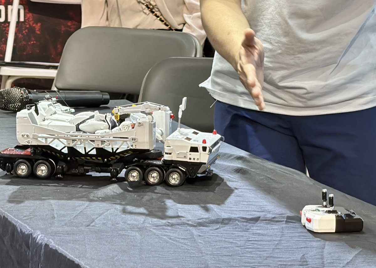 GokinMr's tweet photo. [News e Anteprime] Threezero : Type 99 Special Labor Carrier “Mobile Police Patlabor” Die Cast Vehicle https://t.co/wbsTvdJQZ9 #threezerojp #機動警察パトレイバー #patlabor #DieCastVehicle #MobilePolicePatlabor #manga #anime #mecha #Carrier #Type99 #Threezero https://t.co/VwrDWq7Hsn