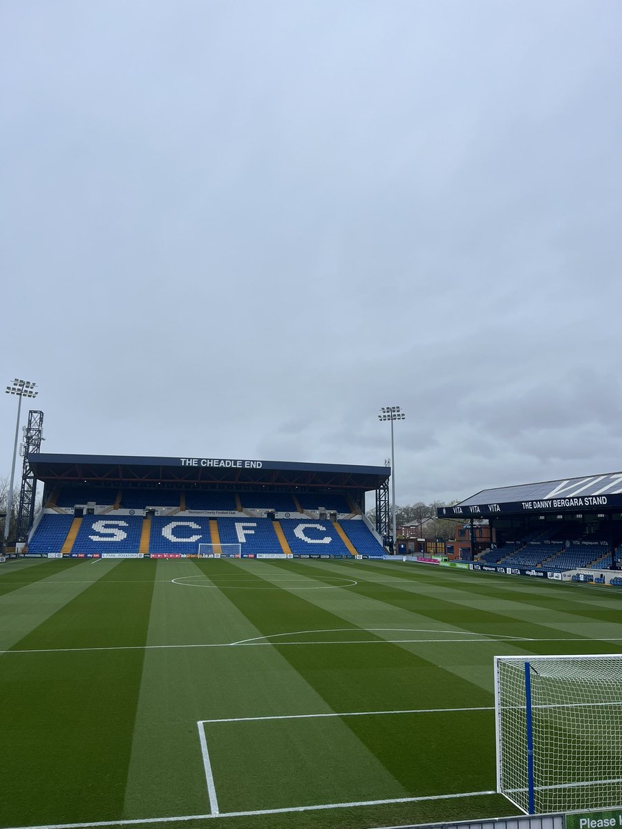 Wimbledon at home 🌧️ 🌱 ⚽️ <a href="/_LiamCash/">Liam Cash</a>