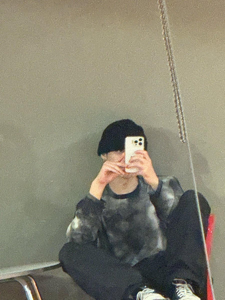 [💌] 
240401 BX update picture on PM!

#bxintl_trans
#BX #이병곤 #CIX
