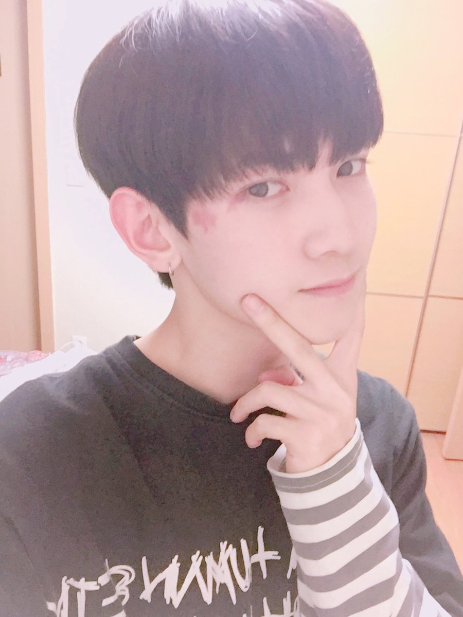 ATEEZofficial's tweet photo. 뉴 프로필ㅎㅎ https://t.co/DjDRwSiFr9